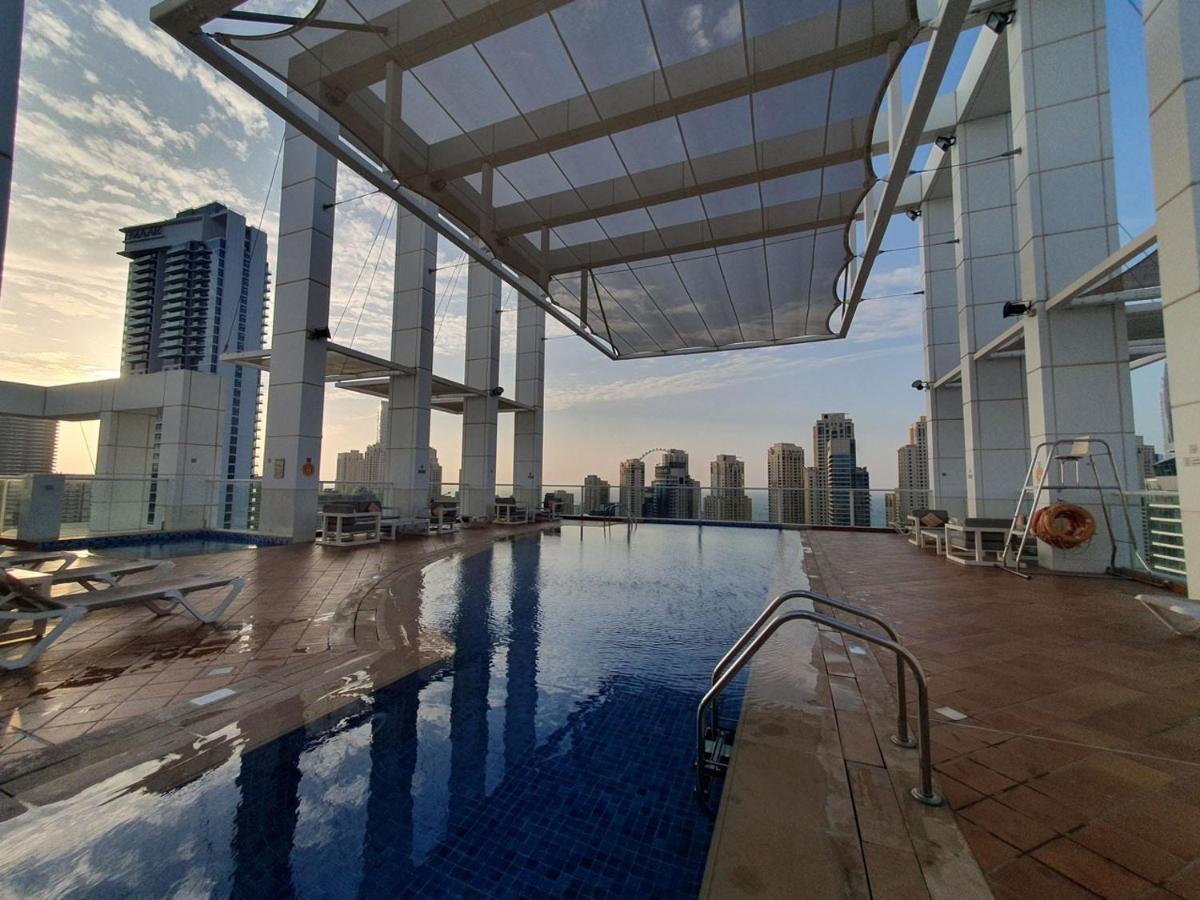 Апартаменты La Riviera Дубай Экстерьер фото
